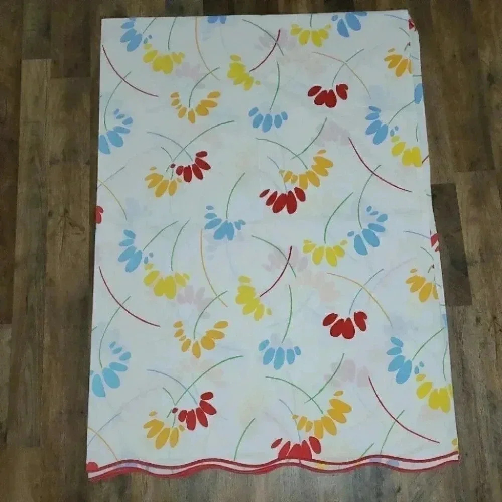 Vintage Pacific Miracle Floral Flat Sheet and Pillowcase
